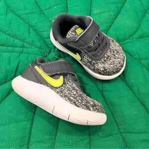 Nike Flex Contact Toddler Baby 4C Black Lime Green Sneakers